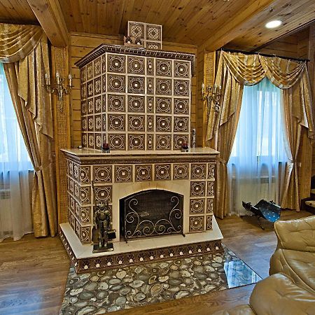 Maison d'hôtes Комплекс Відпочинку Goldfіsh Сlub à Babintsy Extérieur photo