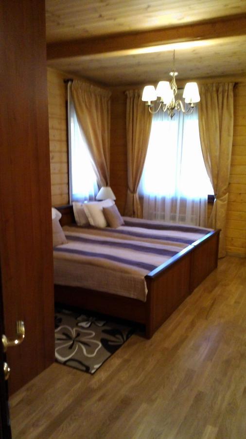 Maison d'hôtes Комплекс Відпочинку Goldfіsh Сlub à Babintsy Chambre photo