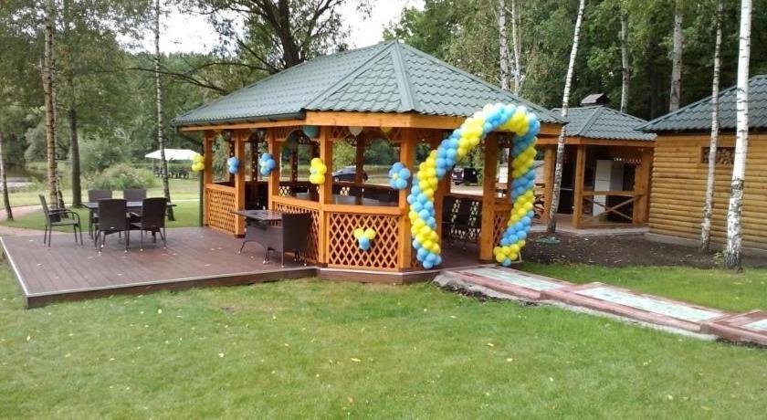 Maison d'hôtes Комплекс Відпочинку Goldfіsh Сlub à Babintsy Extérieur photo
