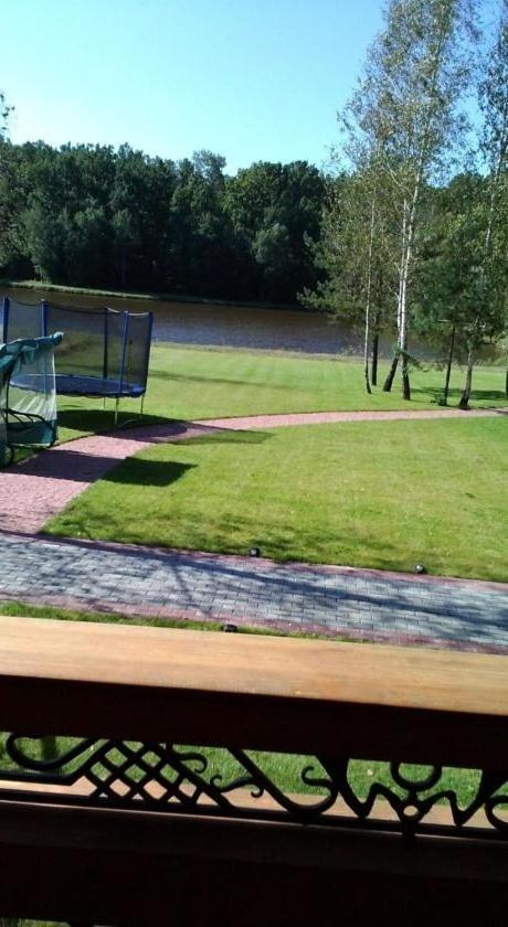 Maison d'hôtes Комплекс Відпочинку Goldfіsh Сlub à Babintsy Extérieur photo