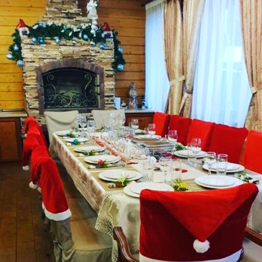 Maison d'hôtes Комплекс Відпочинку Goldfіsh Сlub à Babintsy Extérieur photo